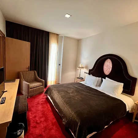 Mainalon Hotel 3*