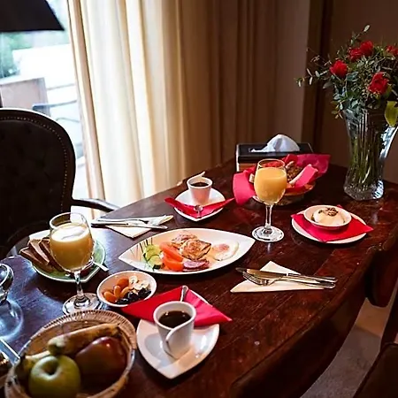 Mainalon Hotel Tripoli
