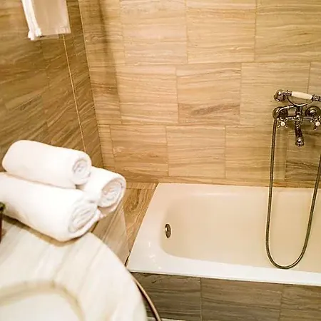 Hotel Mainalon