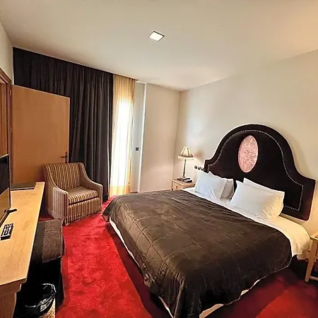 Hotel Mainalon 3*