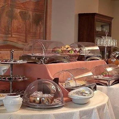 Hotel Mainalon Trípoli