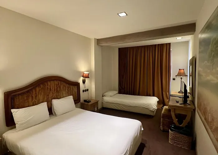 Mainalon Otel Trablus