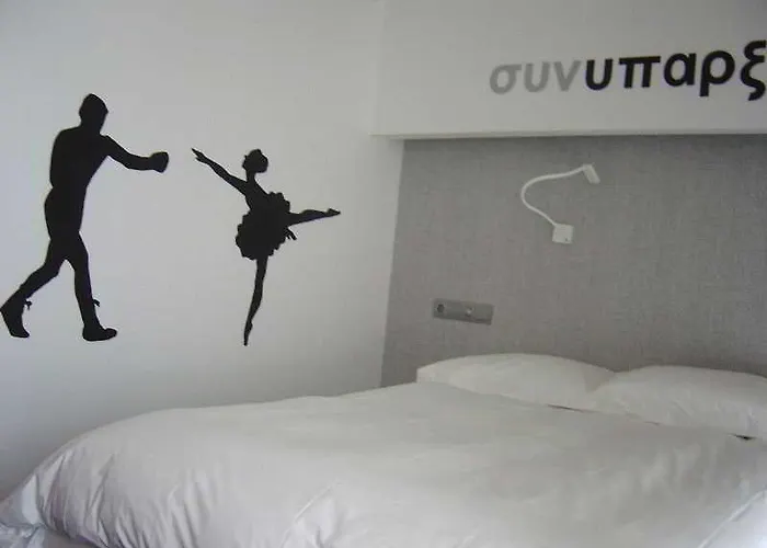 Mainalon מלון טריפוליס